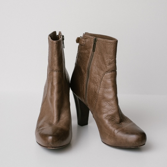 Frye Leather Ankle Boots - Picture 5 of 6